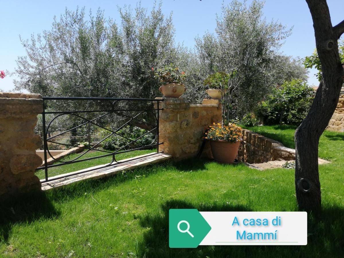 A Casa Di Mammi Nella Valle Dei Templi Agrigento Luaran gambar