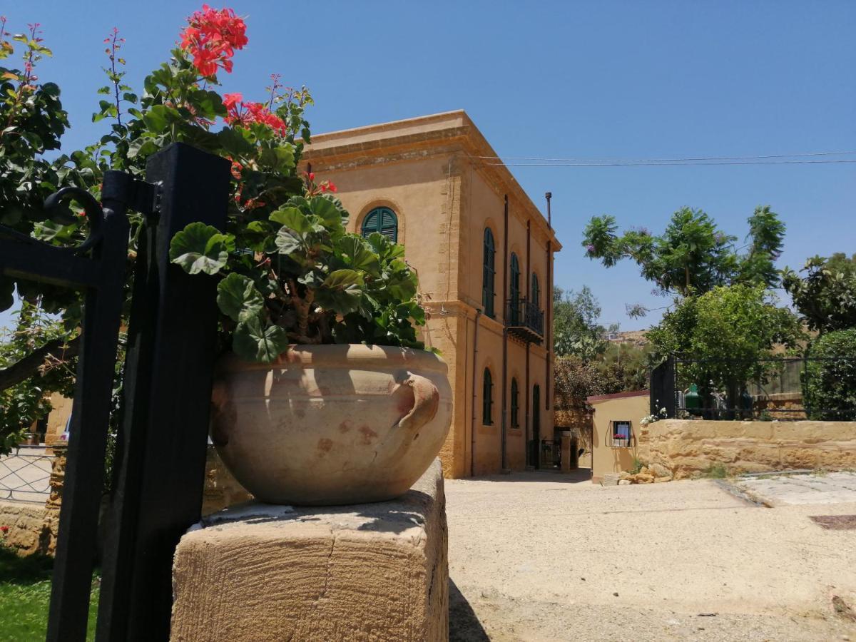 A Casa Di Mammi Nella Valle Dei Templi Agrigento Luaran gambar